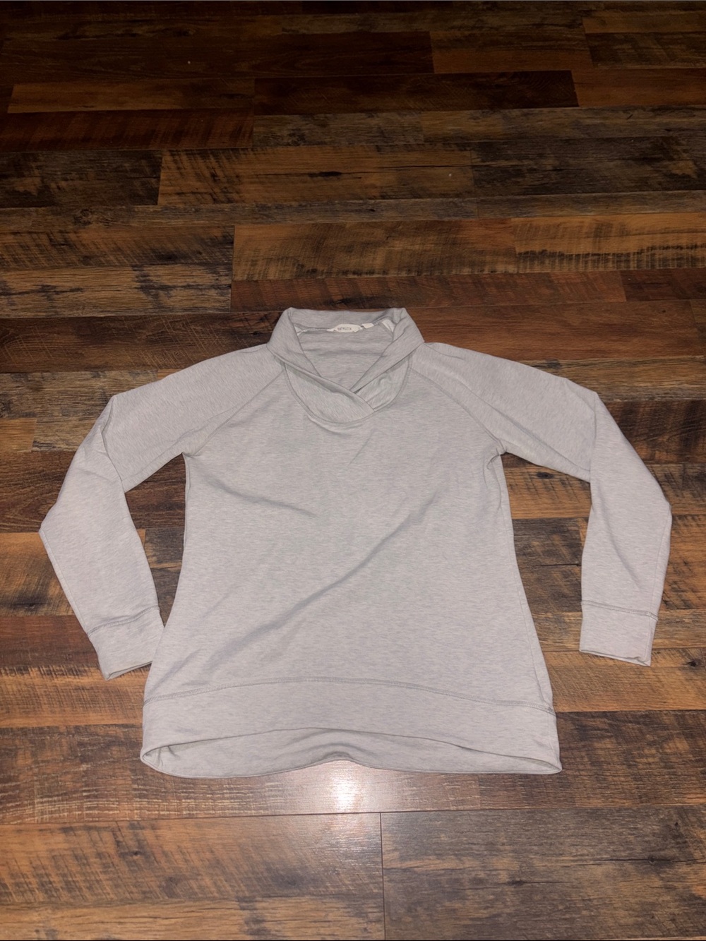 Athleta SoftTech Top Light Gray Women's Cowl Neck Pullover Top